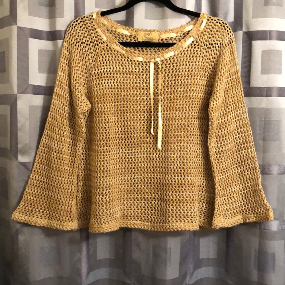 Sweater - Picture 2 of 5